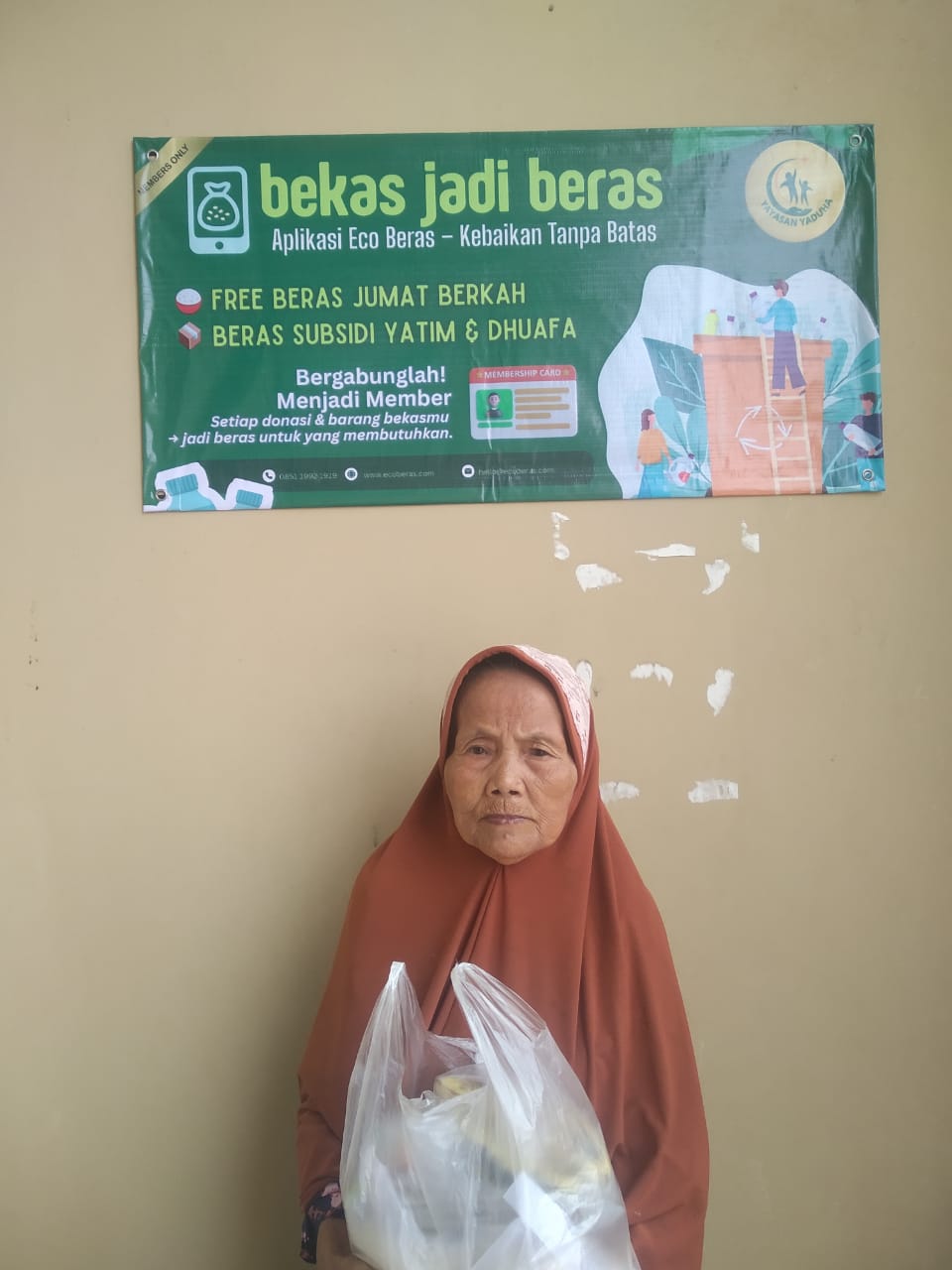 Foto Ibu Sanih